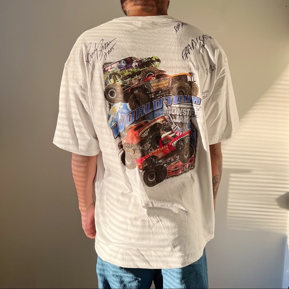 Fruit of the Loom Other - HP🎉 Signed 2005 Y2K Monster Jam Tee